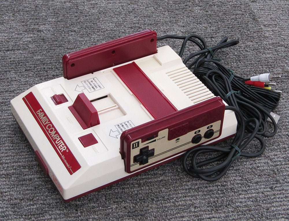 任天堂 ファミコン本体 +ソフト HVC-002 ファミリーコンピューター - 電動工具・楽器・ブランド・住設家電も総合リユース｜リサイクルショップ福助