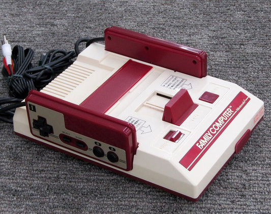 任天堂 ファミコン本体 +ソフト HVC-002 ファミリーコンピューター - 電動工具・楽器・ブランド・住設家電も総合リユース｜リサイクルショップ福助