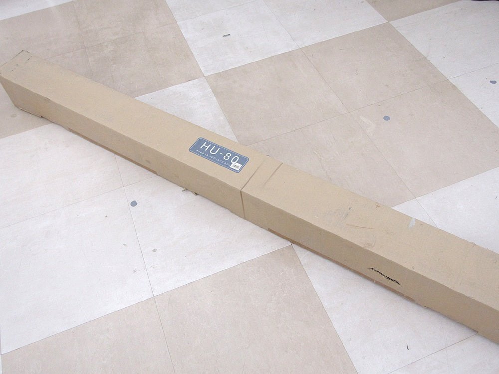 IZUMI ホームユース フロアタイプスクリーン HU - 80 16:9 80インチ 床置き・ロール式 - 安心保証・業界最安値の販売 福助