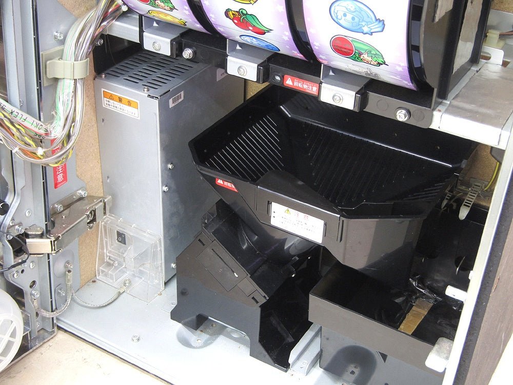 パチスロ実機 KPE マジカルハロウィン3 マジハロ コイン不要機搭載 100V対応 Vol調節つまみ有 - 電動工具・楽器・ブランド・住設家電も総合リユース｜リサイクルショップ福助