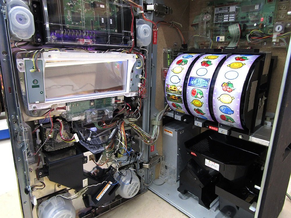 パチスロ実機 KPE マジカルハロウィン3 マジハロ コイン不要機搭載 100V対応 Vol調節つまみ有 - 電動工具・楽器・ブランド・住設家電も総合リユース｜リサイクルショップ福助