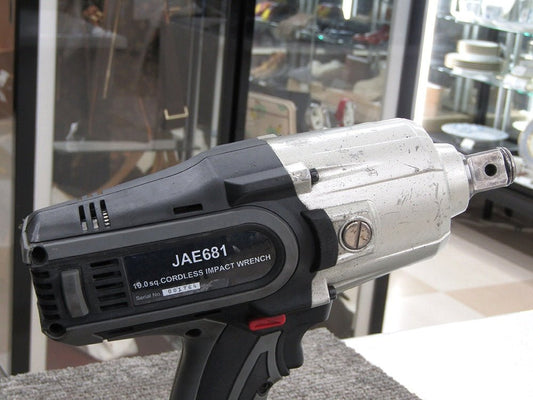 KTC 19.0sq コードレスインパクトレンチセット JTAE681 JAT681 - 電動工具・楽器・ブランド・住設家電も総合リユース｜リサイクルショップ福助
