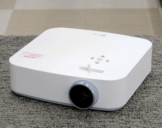LG LED ポータブルプロジェクター PF50KS (フルHD/600lm/Bluetooth対応/1kg/バッテリー内蔵) - 電動工具・楽器・ブランド・住設家電も総合リユース｜リサイクルショップ福助