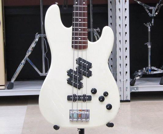 メーカー等詳細不明 Loudnes 山下昌良モデル風エレキベース 4弦 レギュラースケール - 安心保証・業界最安値の販売 福助