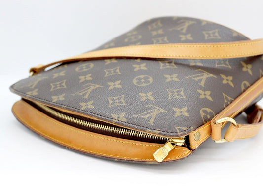 LOUIS VUITTON (ルイヴィトン) ドルーオ モノグラム M51290 ショルダーバッグ - 安心保証・業界最安値の販売 福助