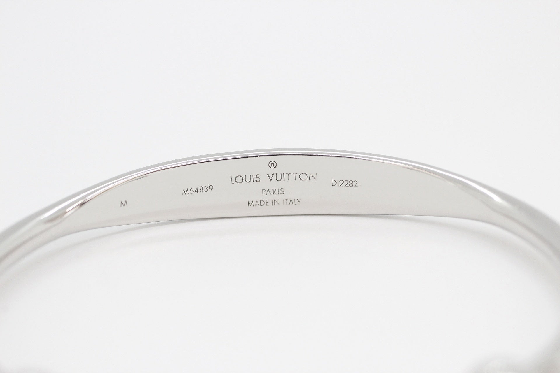LOUIS VUITTON(ルイ ヴィトン) M64839 モノグラム ジョンク バングル ブレスレット M シルバー - 安心保証・業界最安値の販売 福助