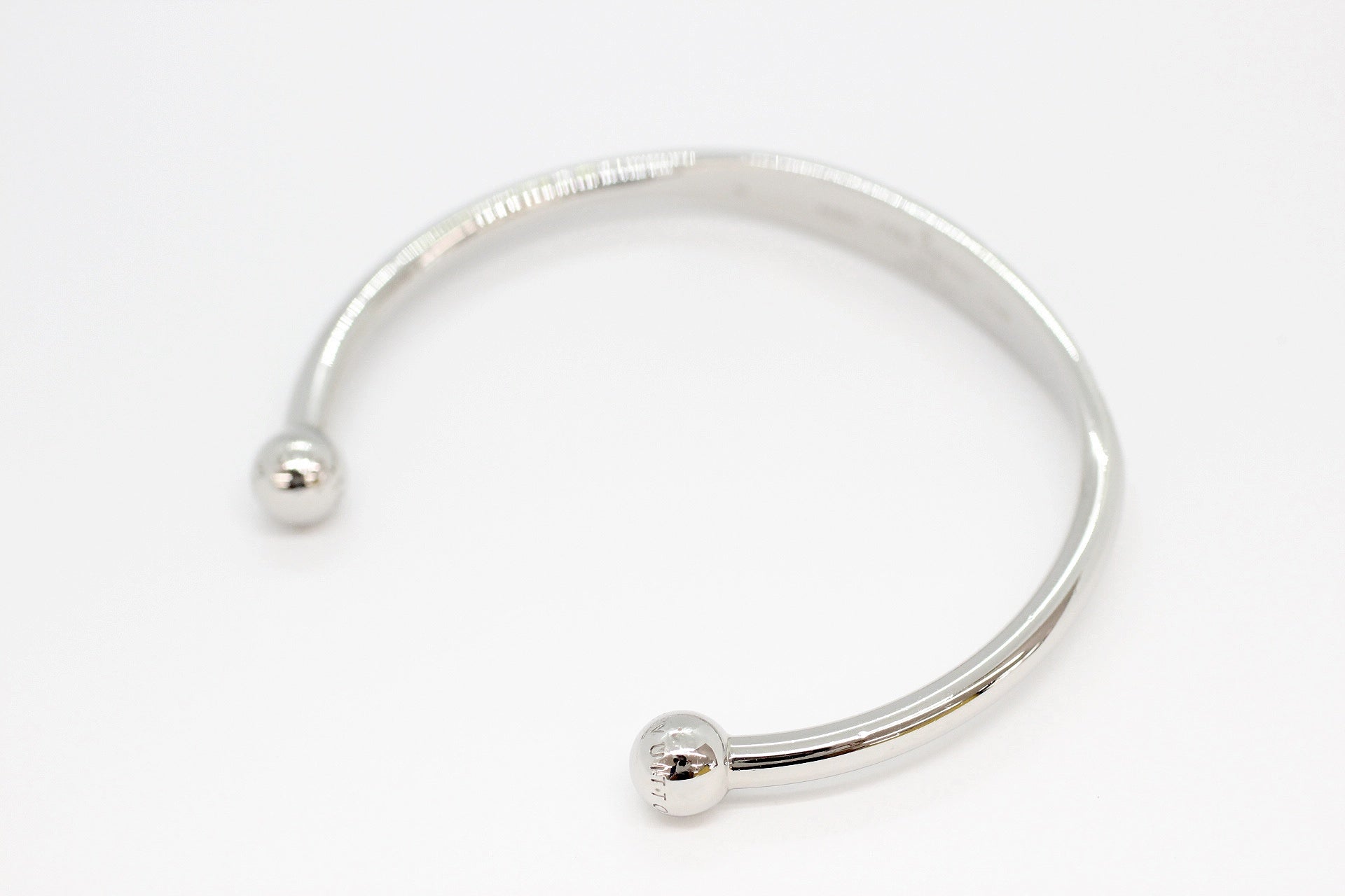 LOUIS VUITTON(ルイ ヴィトン) M64839 モノグラム ジョンク バングル ブレスレット M シルバー - 安心保証・業界最安値の販売 福助