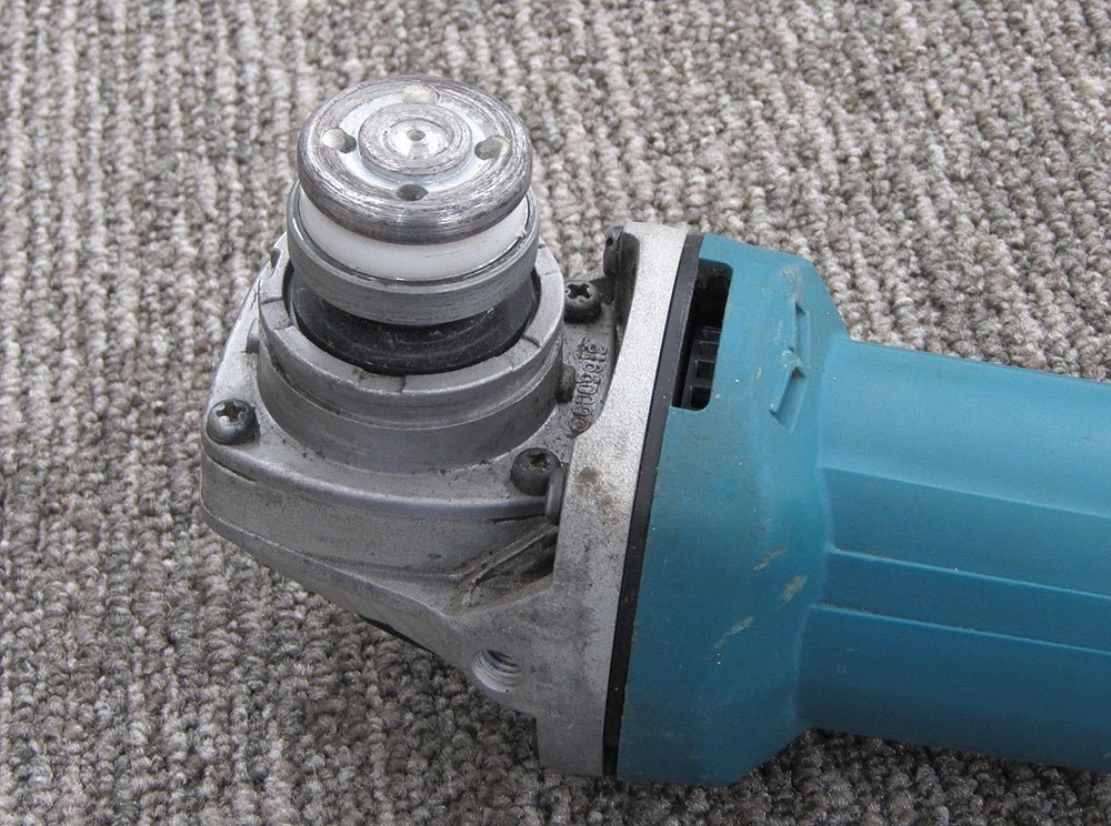 makita マキタ 100mmディスクグラインダ 9533B - 電動工具・楽器・ブランド・住設家電も総合リユース｜リサイクルショップ福助