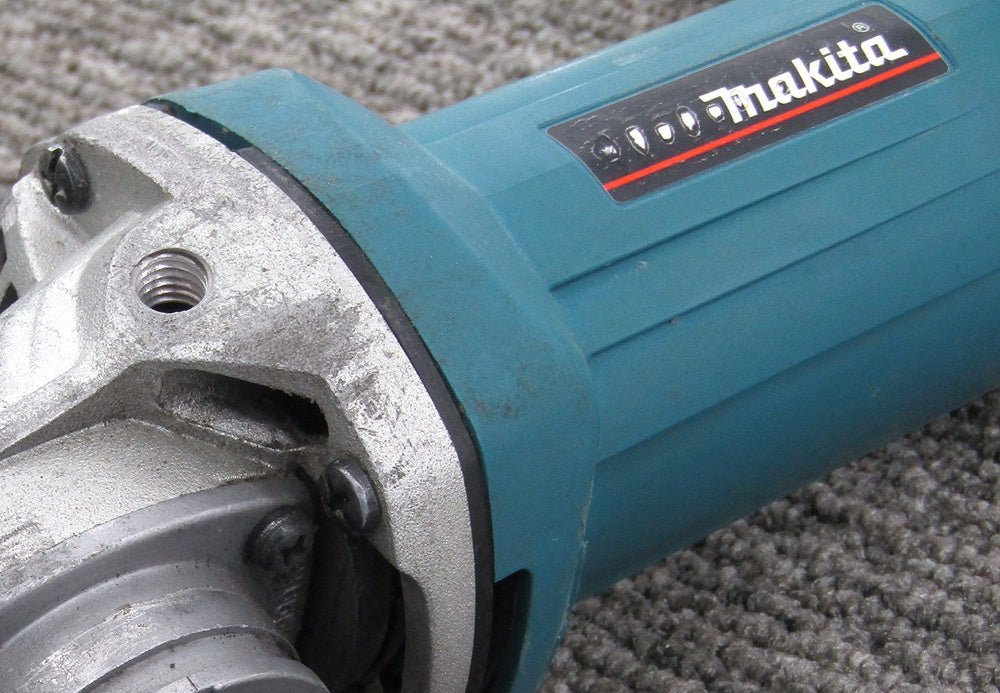 makita マキタ 100mmディスクグラインダ 9533B - 電動工具・楽器・ブランド・住設家電も総合リユース｜リサイクルショップ福助