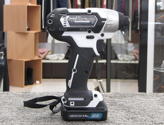 makita マキタ 充電式インパクトドライバ(白) 10.8V 1.5Ah バッテリ・充電器・ツールバッグ付 TD110DSHSW - 電動工具・楽器・ブランド・住設家電も総合リユース｜リサイクルショップ福助