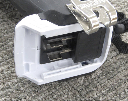 makita マキタ 充電式インパクトドライバ(白) 10.8V 1.5Ah バッテリ・充電器・ツールバッグ付 TD110DSHSW - 電動工具・楽器・ブランド・住設家電も総合リユース｜リサイクルショップ福助