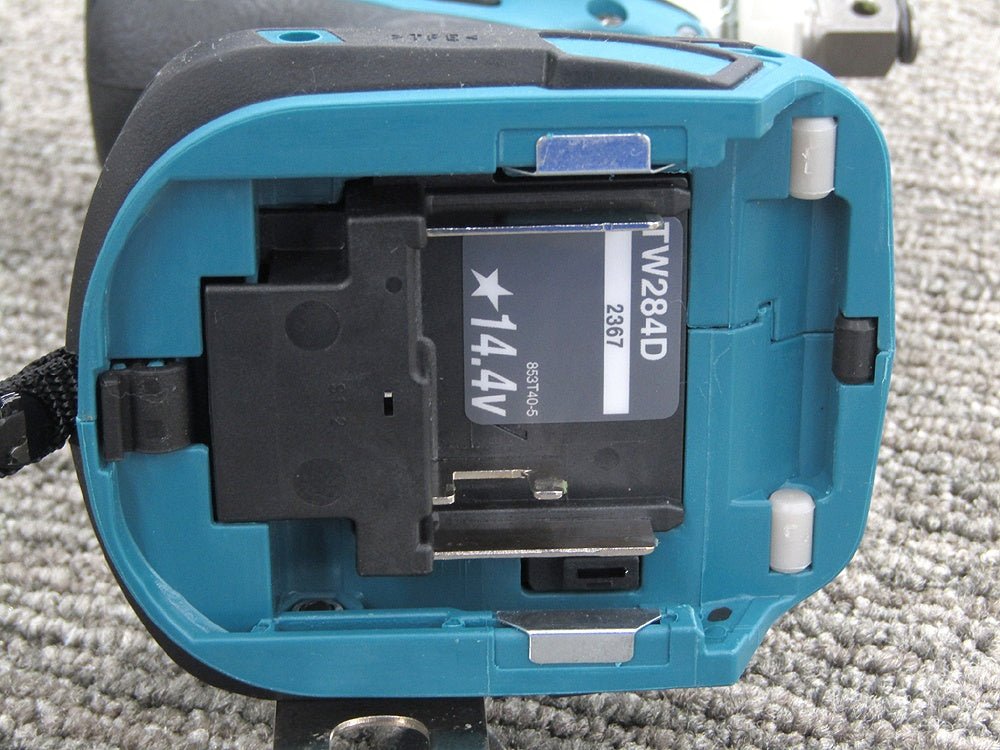 makita マキタ 充電式インパクトレンチ 14.4V 6Ah バッテリ2本・充電器・ケース付 TW284DRGX - 電動工具・楽器・ブランド・住設家電も総合リユース｜リサイクルショップ福助
