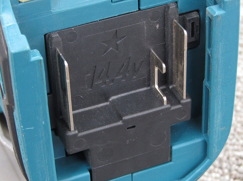 makita マキタ 14.4V充電式ジグソー JV142DZK 切断工具 - 電動工具・楽器・ブランド・住設家電も総合リユース｜リサイクルショップ福助