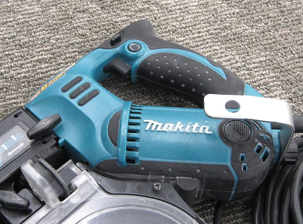 makita マキタ 6841R オートパックスクリュードライバ - 電動工具・楽器・ブランド・住設家電も総合リユース｜リサイクルショップ福助