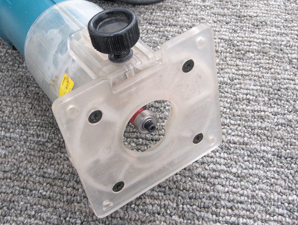 makita マキタ トリマ チャック孔径6mm 3707F 単相100V 50/60Hz - 電動工具・楽器・ブランド・住設家電も総合リユース｜リサイクルショップ福助