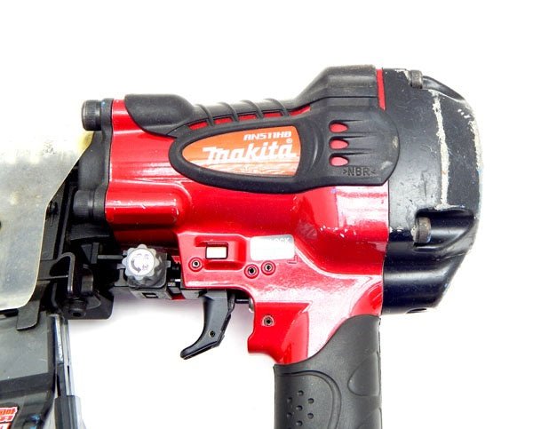 makita/マキタ　エア釘打ち　AN511HB - 安心保証・業界最安値の販売 福助