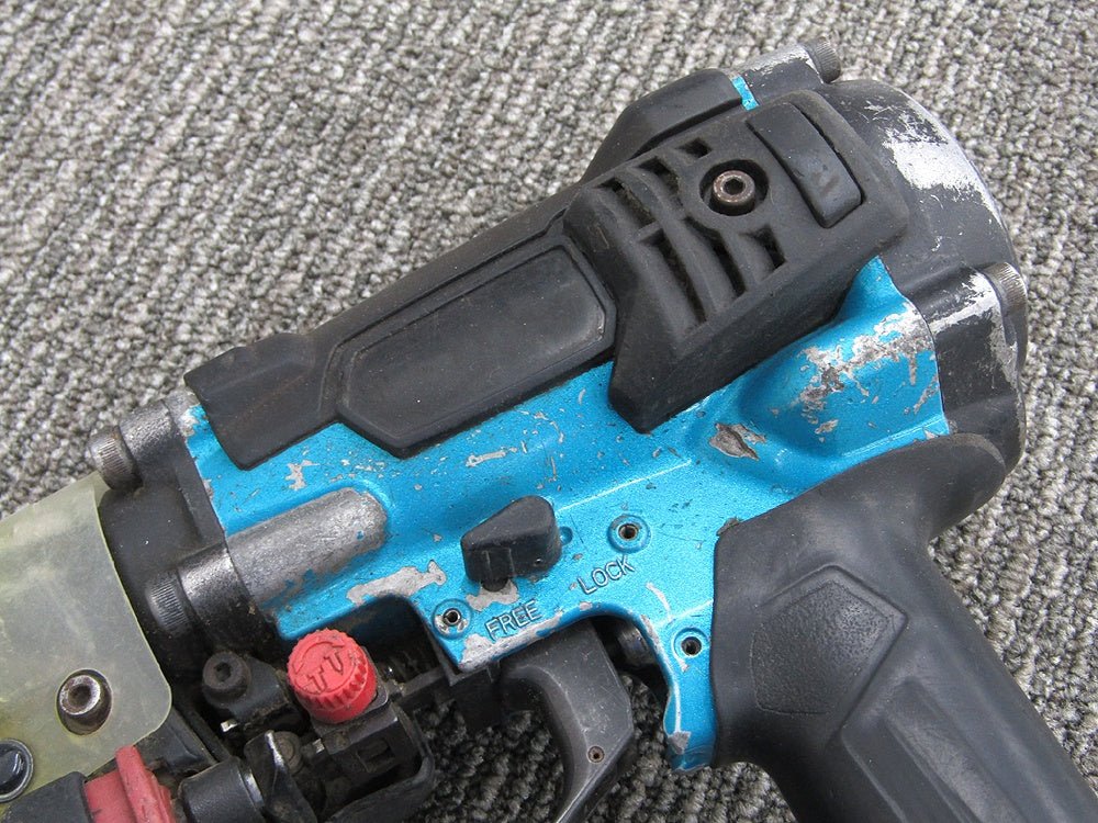 makita マキタ AN533H 50mm高圧エア釘打ち機 青 - 電動工具・楽器・ブランド・住設家電も総合リユース｜リサイクルショップ福助