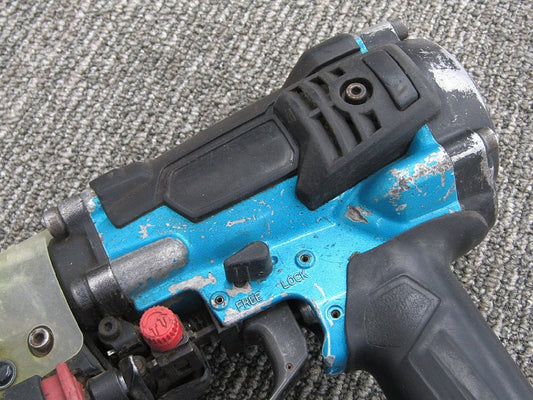 makita マキタ AN533H 50mm高圧エア釘打ち機 青 - 電動工具・楽器・ブランド・住設家電も総合リユース｜リサイクルショップ福助