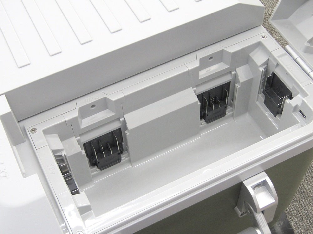 makita マキタ CW002GZO 50L 保冷温庫 40Vmax/18Vバッテリー対応 バッテリ/充電器別売 - 電動工具・楽器・ブランド・住設家電も総合リユース｜リサイクルショップ福助