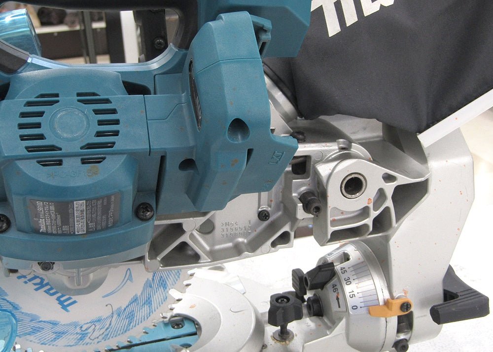 makita マキタ 充電式スライドマルノコLS610DZ 18V 刃径165mm/直角切断幅182mm - 電動工具・楽器・ブランド・住設家電も総合リユース｜リサイクルショップ福助