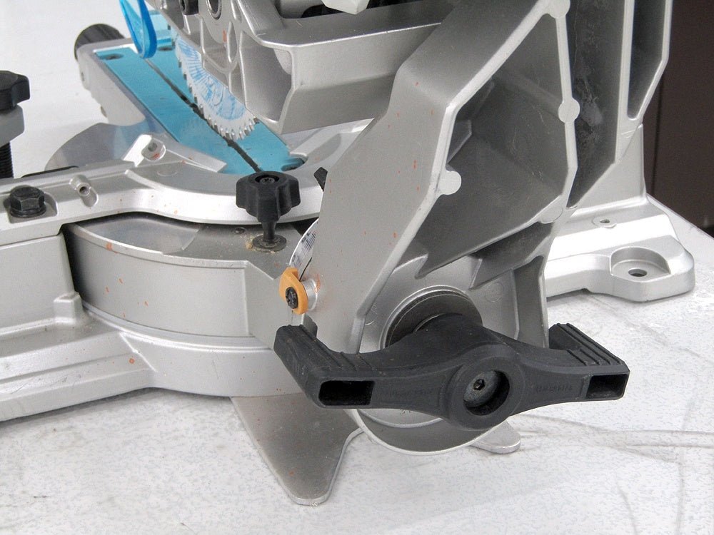 makita マキタ 充電式スライドマルノコLS610DZ 18V 刃径165mm/直角切断幅182mm - 電動工具・楽器・ブランド・住設家電も総合リユース｜リサイクルショップ福助