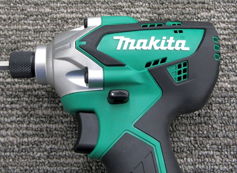 makita マキタ MTD001DSAX 充電式インパクトドライバ 14.4V 2Ah バッテリ2本/充電器/ケース付 - 電動工具・楽器・ブランド・住設家電も総合リユース｜リサイクルショップ福助