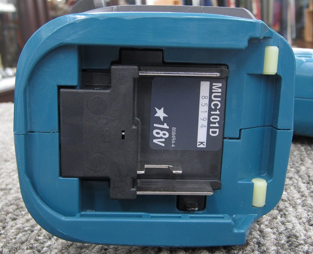 makita マキタ MUC101DZ 100mm 18V 充電式ハンディーソー 本体のみ - 電動工具・楽器・ブランド・住設家電も総合リユース｜リサイクルショップ福助