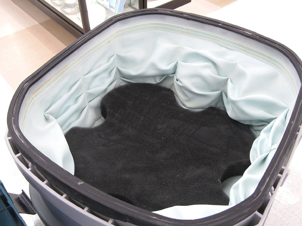 makita マキタ 集じん機 粉じん専用 VC0830 本体のみ 集じん容量8L 吸込仕事率220W 集塵機 - 電動工具・楽器・ブランド・住設家電も総合リユース｜リサイクルショップ福助
