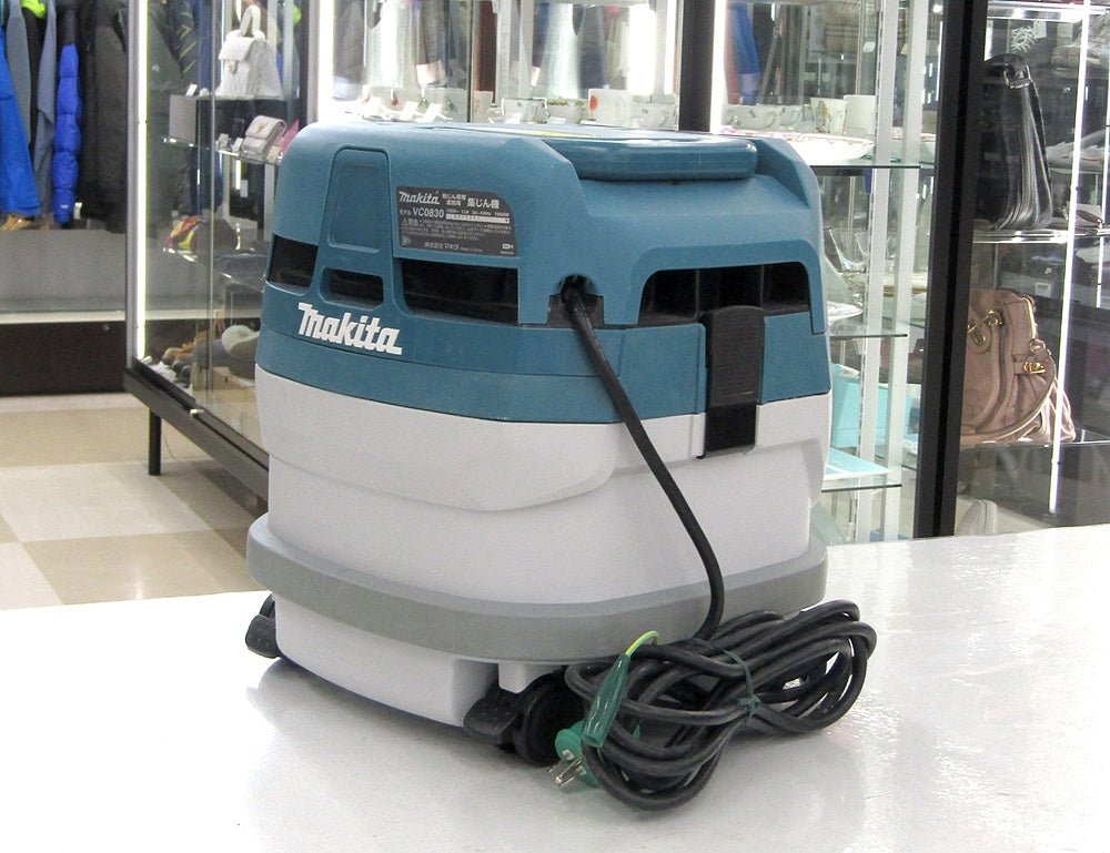 makita マキタ 集じん機 粉じん専用 VC0830 本体のみ 集じん容量8L 吸込仕事率220W 集塵機 - 電動工具・楽器・ブランド・住設家電も総合リユース｜リサイクルショップ福助