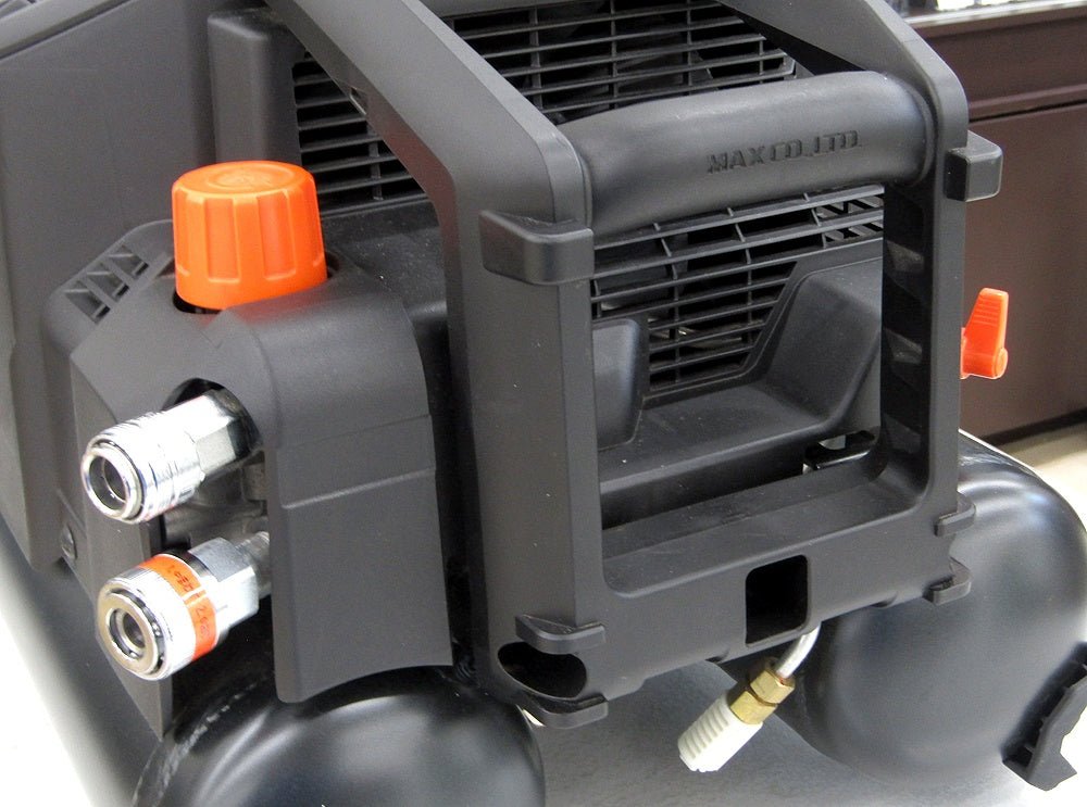 MAX マックス 高圧専用エアコンプレッサ AK - HH1310E ブラック Bluetooth対応 50/60Hz - 電動工具・楽器・ブランド・住設家電も総合リユース｜リサイクルショップ福助