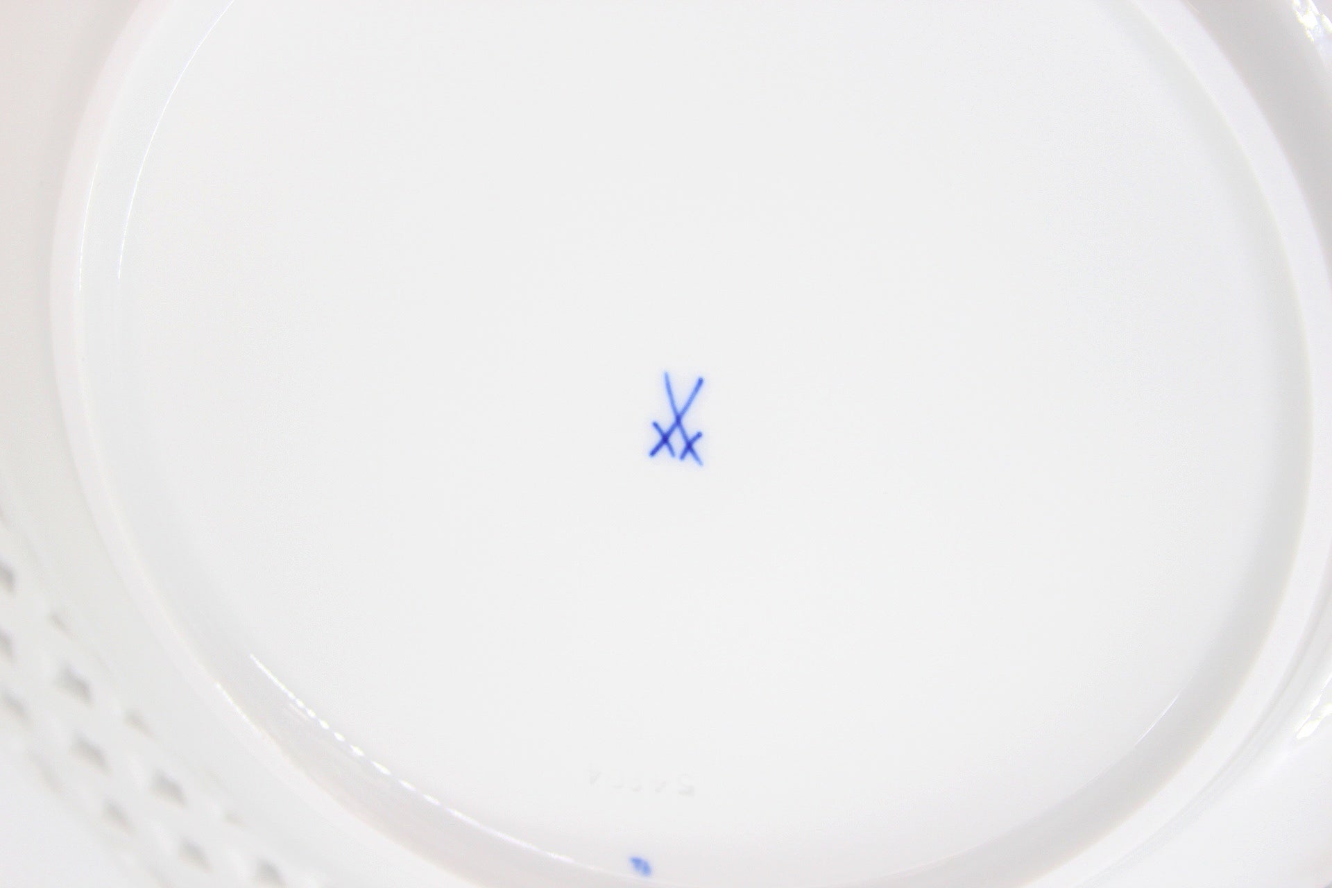 Meissen(マイセン) ブルーオニオン 透かし飾り皿 メッシュ プレート 29cm 800101/54804 - 安心保証・業界最安値の販売 福助