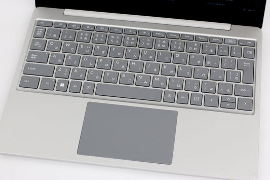 Microsoft(マイクロソフト) Surface Laptop Go 2 KQR-00016 [プラチナ] (i5-1135G7/8GB/SSD256GB/12.4型/Windows11Pro) ノートPC - 電動工具・楽器・ブランド・住設家電も総合リユース｜リサイクルショップ福助