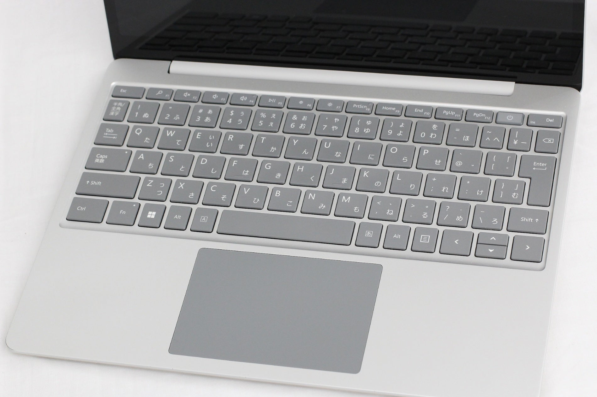 Microsoft(マイクロソフト) Surface Laptop Go 2 KQR-00016 [プラチナ] (i5-1135G7/8GB/SSD256GB/12.4型/Windows11Pro) ノートPC - 電動工具・楽器・ブランド・住設家電も総合リユース｜リサイクルショップ福助