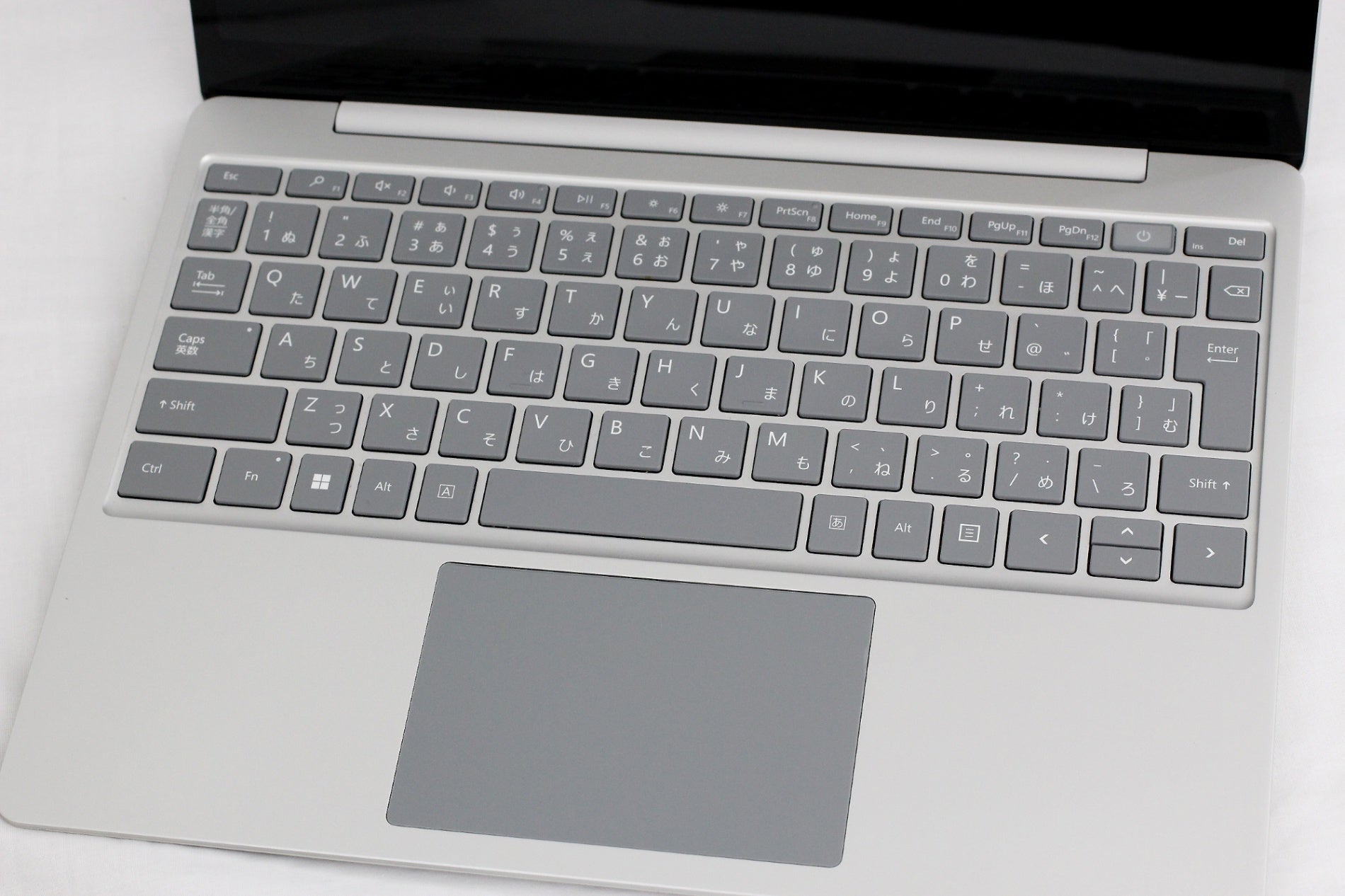 Microsoft(マイクロソフト) Surface Laptop Go 2 KQR-00016 [プラチナ] (i5-1135G7/8GB/SSD256GB/12.4型/Windows11Pro) ノートPC - 電動工具・楽器・ブランド・住設家電も総合リユース｜リサイクルショップ福助