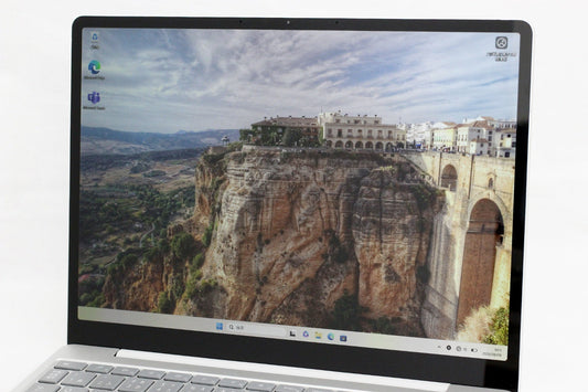 Microsoft(マイクロソフト) Surface Laptop Go 2 KQR-00016 [プラチナ] (i5-1135G7/8GB/SSD256GB/12.4型/Windows11Pro) ノートPC - 電動工具・楽器・ブランド・住設家電も総合リユース｜リサイクルショップ福助