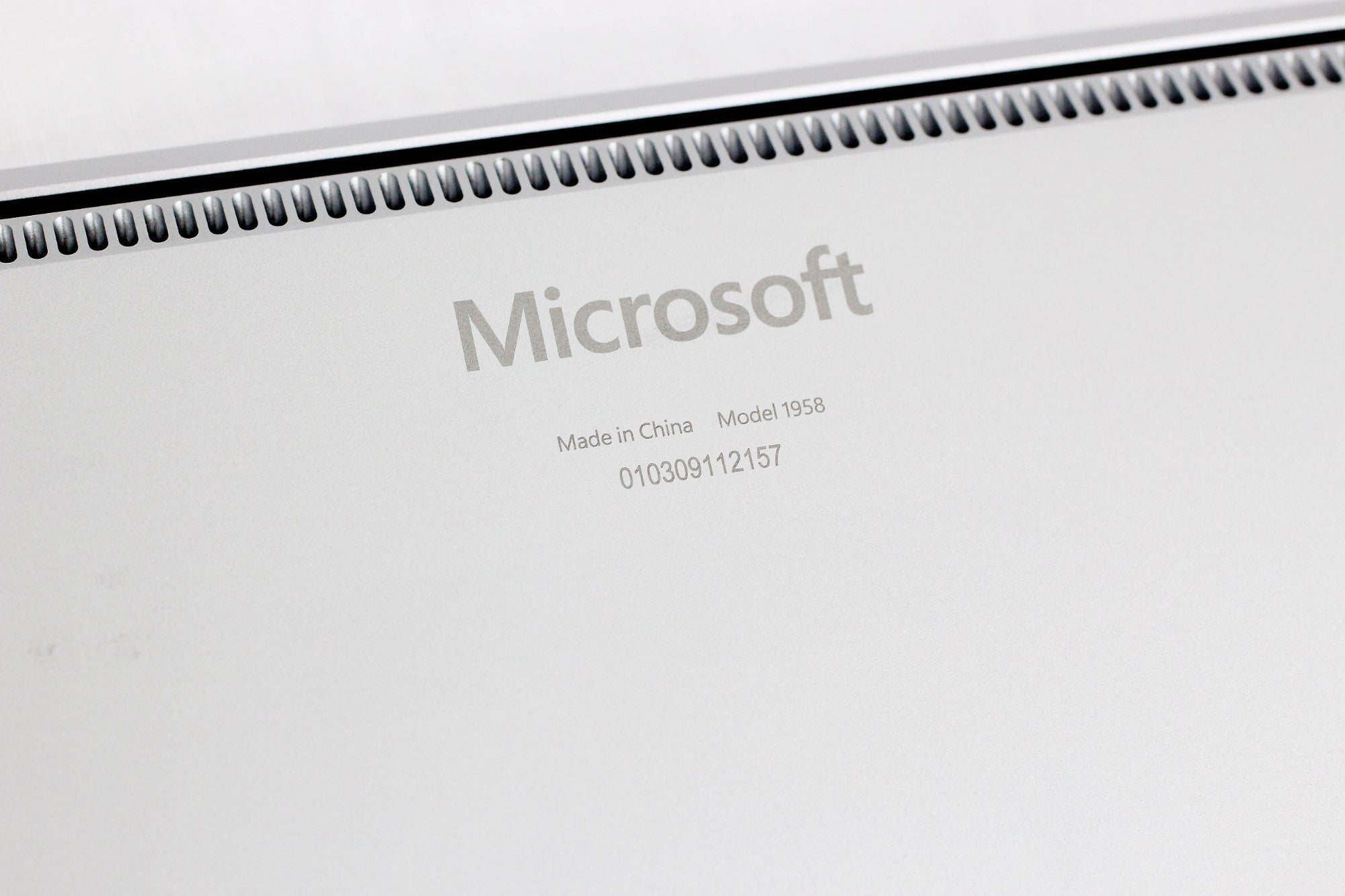 Microsoft(マイクロソフト) Surface Laptop4 [プラチナ] (13.5型/Windows11Pro/Ryzen5 4680U/メモリ8GB/SSD256GB/AMD Radeon Graphics) ノートPC - 電動工具・楽器・ブランド・住設家電も総合リユース｜リサイクルショップ福助
