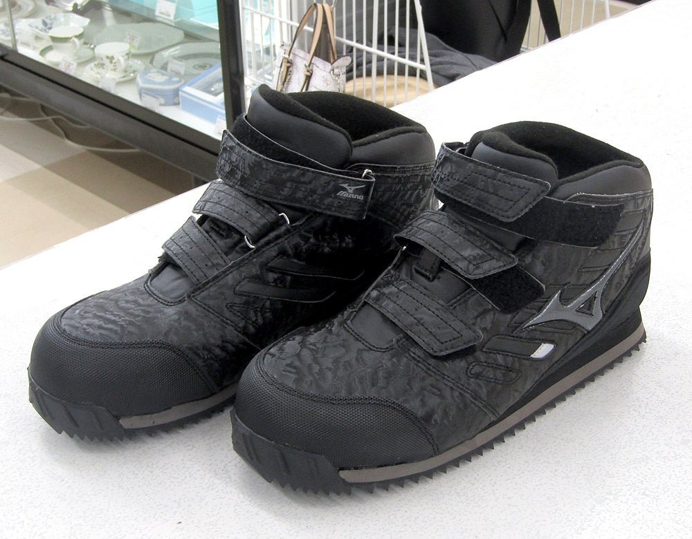 ミズノ MIZUNO 安全靴 ワーキングシューズ F1GA180409 ブラック×シルバー 27.5cm - 安心保証・業界最安値の販売 福助