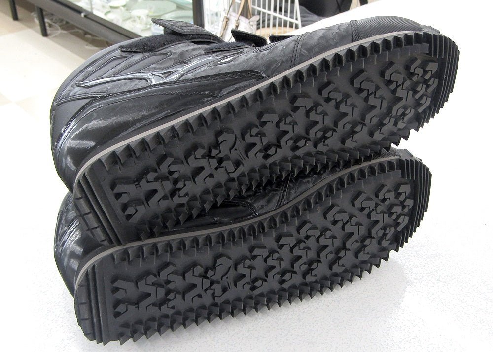 ミズノ MIZUNO 安全靴 ワーキングシューズ F1GA180409 ブラック×シルバー 27.5cm - 安心保証・業界最安値の販売 福助