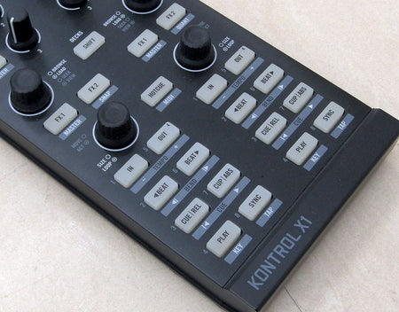 NATIVE INSTRUMENTS DJコントローラー TRAKTOR KONTROL X1 現状品 動作未確認 - 安心保証・業界最安値の販売 福助
