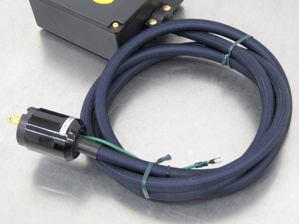 OYAIDE オヤイデ オーディオ用電源タップ OCB - 1 DXs II 4口 2ピンプラグ - 安心保証・業界最安値の販売 福助