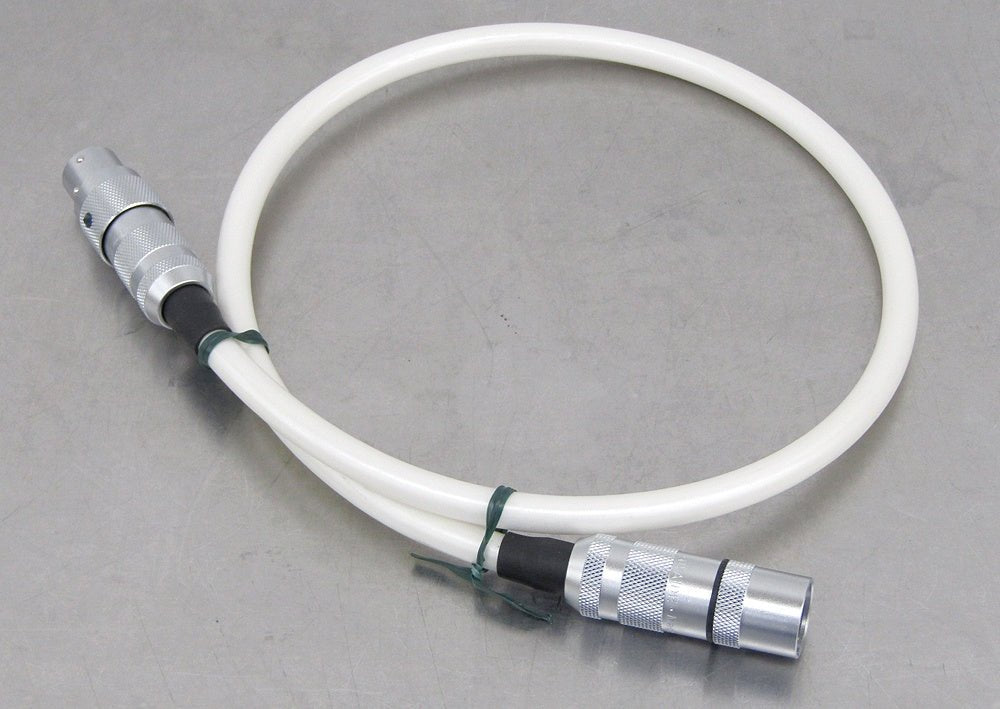 OYAIDE オヤイデ TUNAMI TERZO V2 XLRケーブル 0.7m 2本 ペア - 安心保証・業界最安値の販売 福助