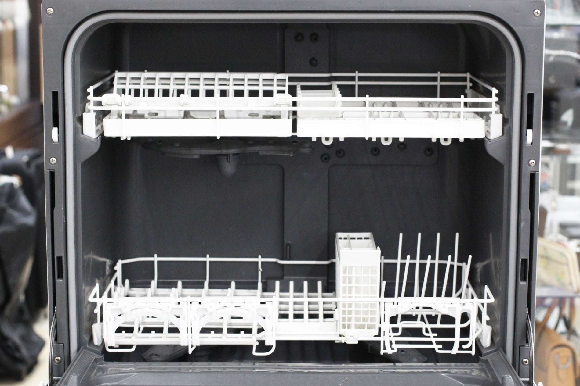 Panasonic(パナソニック) 食器洗い乾燥機 シルバー NP - TZ300 - S - 電動工具・楽器・ブランド・住設家電も総合リユース｜リサイクルショップ福助