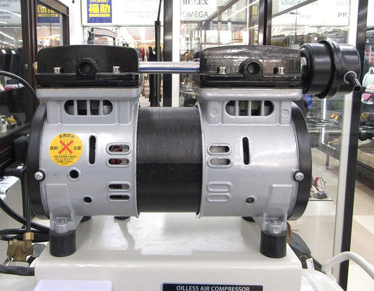 PAOCK パオック SOL - 1030 オイルレスエアコンプレッサー タンク容量30L 静音 50/60Hz - 電動工具・楽器・ブランド・住設家電も総合リユース｜リサイクルショップ福助