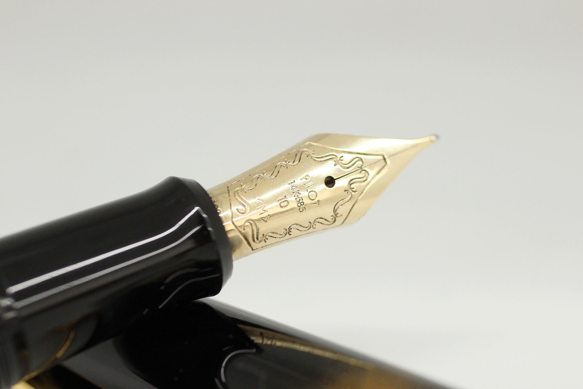 PILOT (パイロット) 万年筆 双鶴 蒔絵 ペン先 K14 10号 M - 安心保証・業界最安値の販売 福助