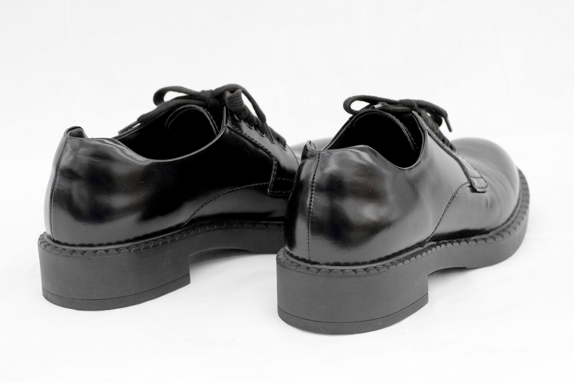 PRADA(プラダ) ブラッシュドレザーダービーシューズ 6(25~25.5cm相当) 2EE345 革靴 - 安心保証・業界最安値の販売 福助