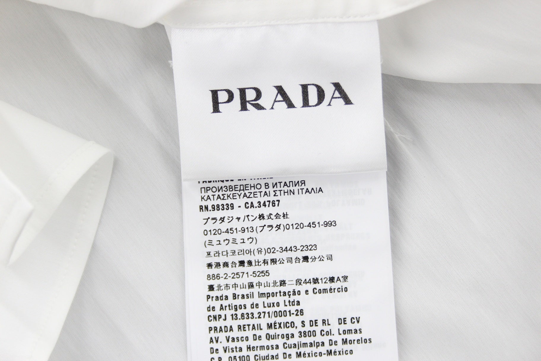 PRADA(プラダ) 長袖 Yシャツ ホワイト ACU1 2020 1550 UCM608 F62 サイズ40/15 3/4 - 安心保証・業界最安値の販売 福助