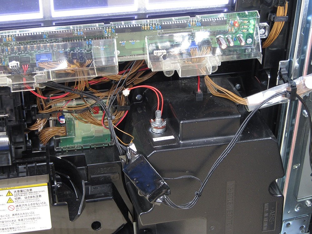 パチスロ実機 大都技研 Re:ゼロから始める異世界生活 双子パネル 6号機 家庭用電源対応 Vol調節有 - 安心保証・業界最安値の販売 福助