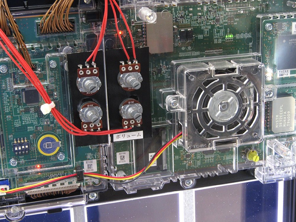 パチスロ実機 大都技研 Re:ゼロから始める異世界生活 双子パネル 6号機 家庭用電源対応 Vol調節有 - 安心保証・業界最安値の販売 福助