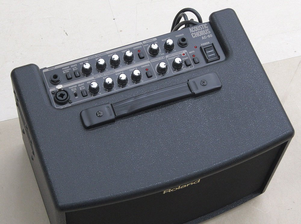 Roland/ローランド アコースティックギター用アンプ AC - 60 30+30W出力 専用キャリングケース付属 - 安心保証・業界最安値の販売 福助