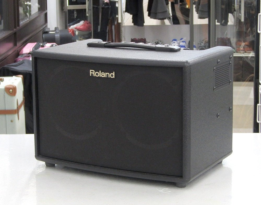 Roland/ローランド アコースティックギター用アンプ AC - 60 30+30W出力 専用キャリングケース付属 - 安心保証・業界最安値の販売 福助